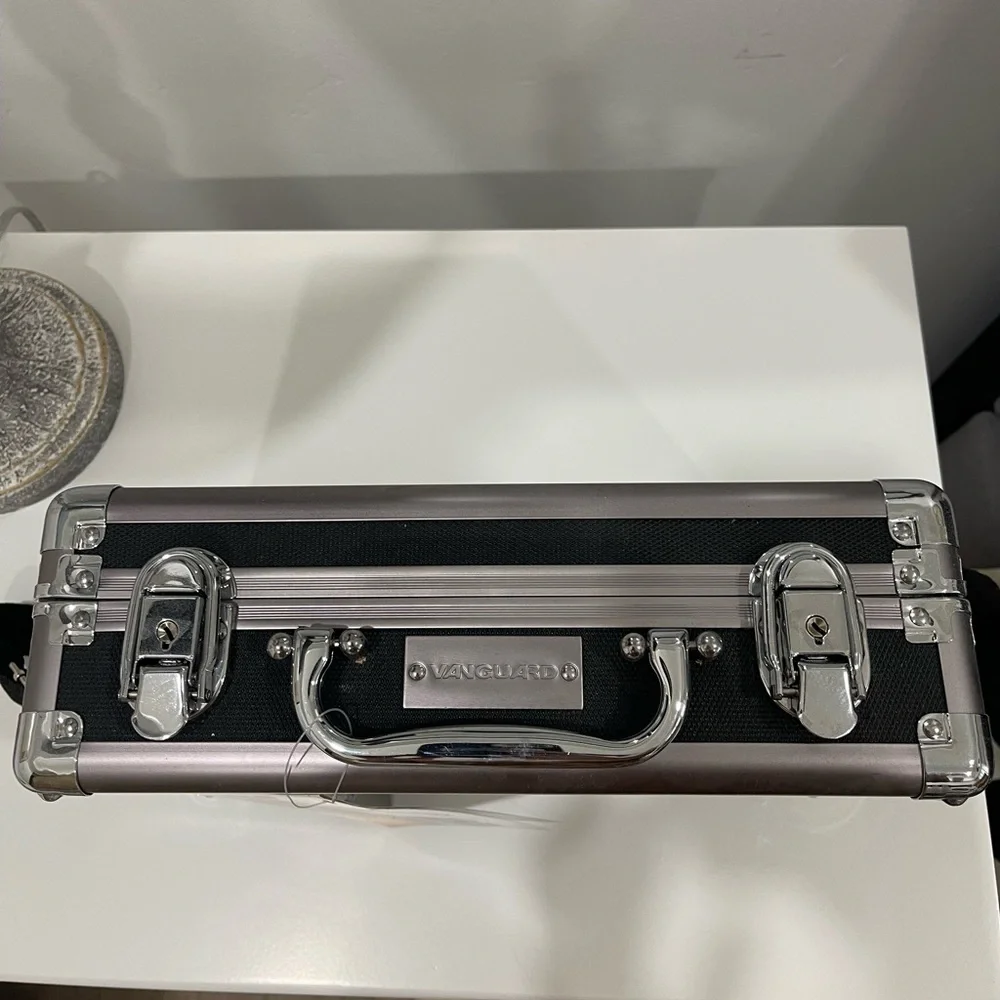 Vanguard VGP- 3201 Protective Hard Case Photo Video